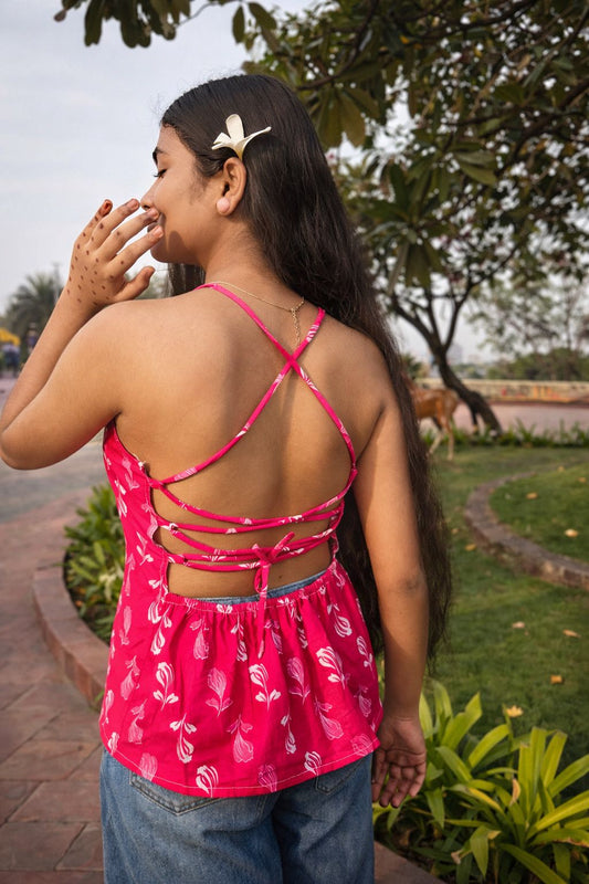 Sleeveless printed short kurti
